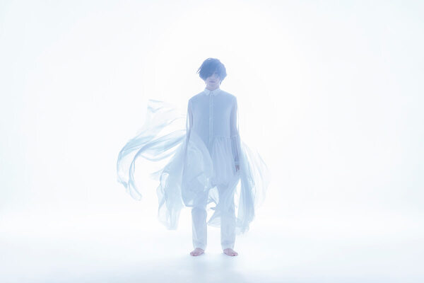 蒼井翔太 4年ぶりオリジナル写真集 生きていく が12月24日発売決定 本日21時半より予約開始 ニコニコニュース 蒼井翔太 4年ぶりオリジナル写真集 生きていく が12月24日発売決定 本日21時半より予約開始 ニコニコニュース