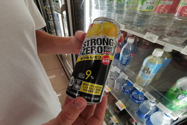 ストロングマニアが語る ストロングゼロが女性に最高の酒 である5つの理由 ニコニコニュース