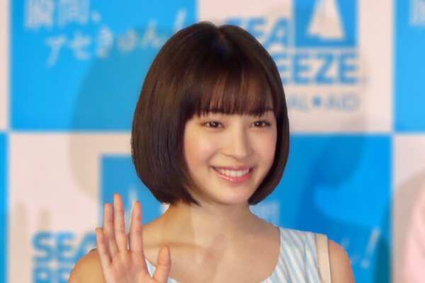 広瀬すず 赤ちゃんをおんぶして母の表情に バブみを感じる ニコニコニュース 広瀬すず 赤ちゃんをおんぶして母の表情に バブみを感じる ニコニコニュース