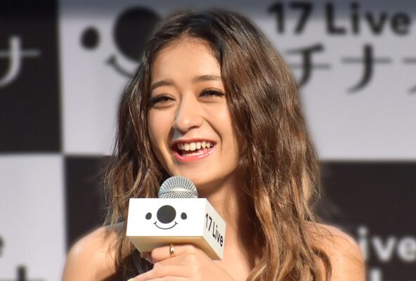 みちょぱ Ngt48 中井りかと連絡先交換を拒否 負のオーラが ニコニコニュース みちょぱ Ngt48 中井りかと連絡先交換を拒否 負のオーラが ニコニコニュース