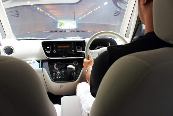 女性の7割超 軽自動車でのデートはアリ 彼氏に乗ってほしいのは ジムニー N Box ニコニコニュース