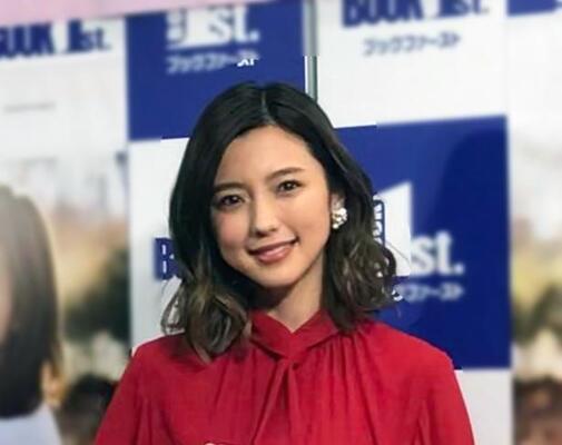 真野恵里菜 初挑戦の インナーカラー に驚きの声 ピンクかわいい カッコいいな ニコニコニュース