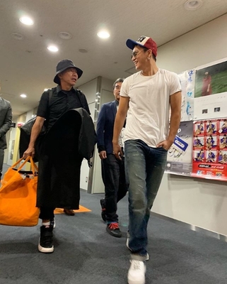 木梨憲武 小栗旬との お仕事シリーズ ショット公開で反響 豪華だわ まさかの ニコニコニュース 木梨憲武 小栗旬との お仕事シリーズ ショット公開で反響 豪華だわ まさかの ニコニコニュース