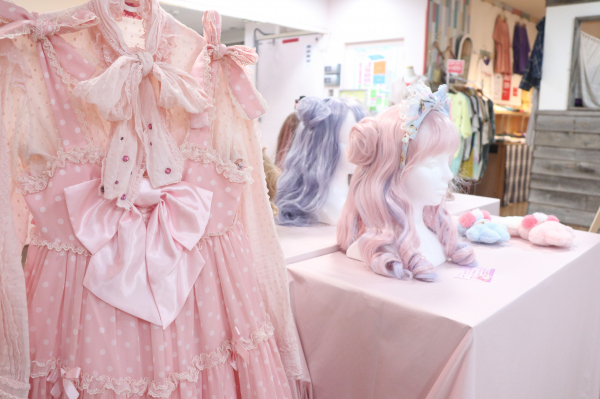 中野ブロードウェイでロリィタ体験 ロリィタファッション体験サロン地下商店街 プチパリ に期間限定オープン ニコニコニュース 中野ブロードウェイでロリィタ体験 ロリィタファッション体験サロン地下商店街 プチパリ に期間限定オープン ニコニコニュース