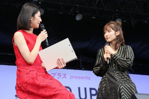 松岡茉優がクラシック音楽祭に登壇 主演映画の演奏シーンを松下奈緒が称賛 ニコニコニュース