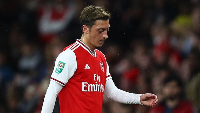 アーセナル退団説のエジル ロンドンの豪邸売却 ニコニコニュース