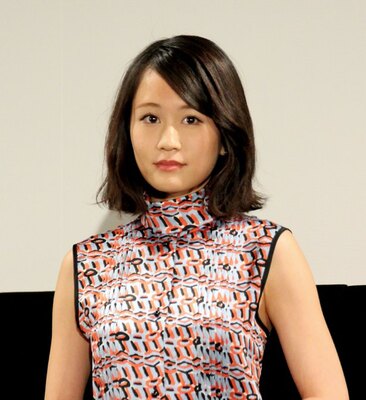 前田敦子 高橋みなみ 峯岸みなみ3shotに 初期メンの絆 麻里子様の結婚式かな の声 ニコニコニュース 前田敦子 高橋みなみ 峯岸みなみ3shotに 初期メンの絆 麻里子様の結婚式かな の声 ニコニコニュース