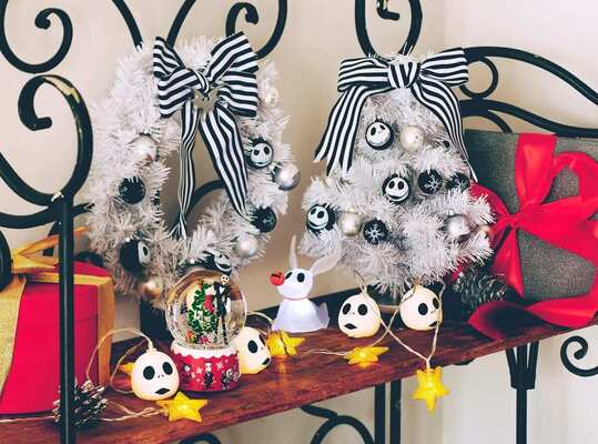 ナイトメアー ビフォア クリスマスモチーフも ディズニーストア クリスマスグッズ 特集 ニコニコニュース ナイトメアー ビフォア クリスマスモチーフも ディズニーストア クリスマスグッズ 特集 ニコニコニュース