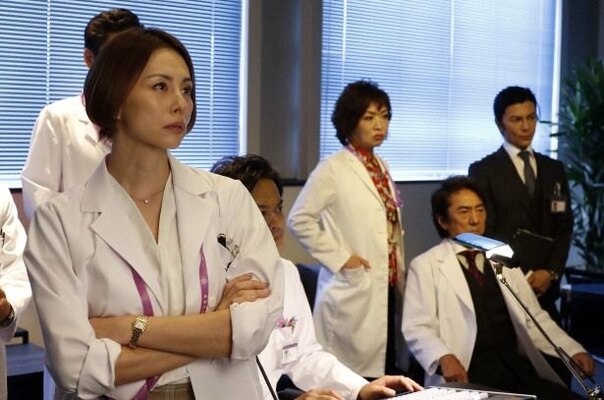 ドクターx 未知子 米倉涼子 の 怒り に視聴者興奮 怒る姿も美しい ニコニコニュース ドクターx 未知子 米倉涼子 の 怒り に視聴者興奮 怒る姿も美しい ニコニコニュース