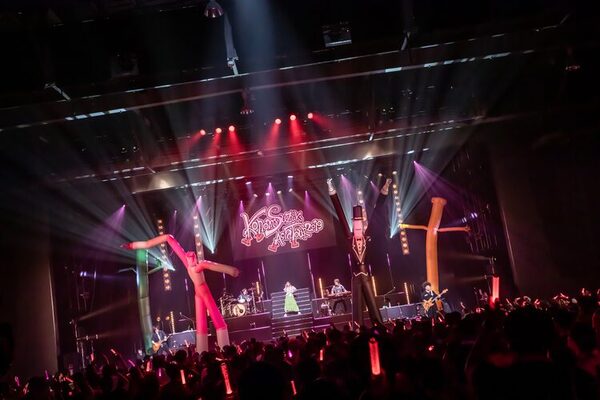鈴木このみアジアツアー国内編スタート 23歳初ライブを満員の豊洲pitで祝福 ニコニコニュース 鈴木このみアジアツアー国内編スタート 23歳初ライブを満員の豊洲pitで祝福 ニコニコニュース
