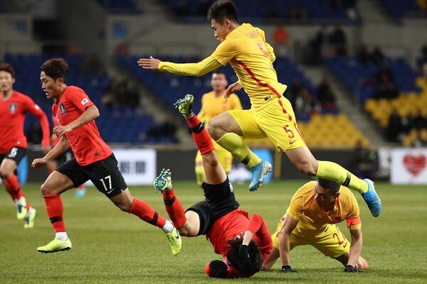 韓国代表の元jリーガーが被害 現地紙が中国揶揄 日本戦と同様の少林サッカー ニコニコニュース 韓国代表の元jリーガーが被害 現地紙が中国揶揄 日本戦と同様の少林サッカー ニコニコニュース