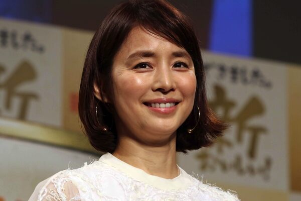 半目でもかわいい石田ゆり子 吉田羊が いいねいちまんかい と反応 ニコニコニュース 半目でもかわいい石田ゆり子 吉田羊が いいねいちまんかい と反応 ニコニコニュース