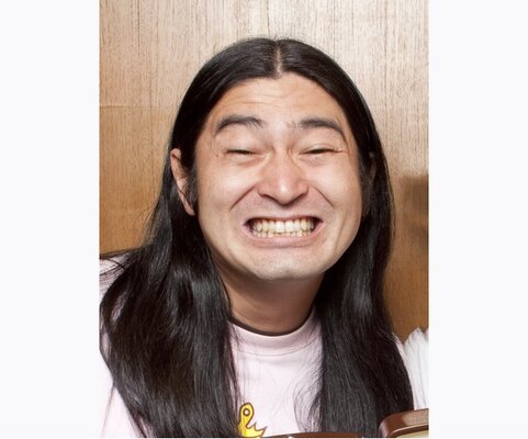 実は超人芸だった ハイキングウォーキング 鈴木q太郎のコーラネタに再注目 ニコニコニュース 実は超人芸だった ハイキングウォーキング 鈴木q太郎のコーラネタに再注目 ニコニコニュース