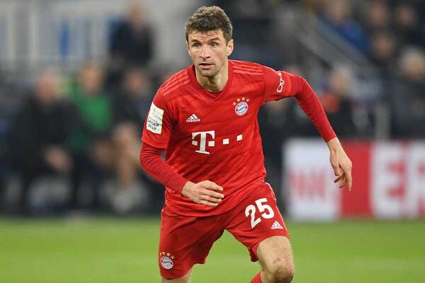 彼は何を 独代表fwミュラーが凡ミス珍プレー 史上最悪のck に世界衝撃 ニコニコニュース