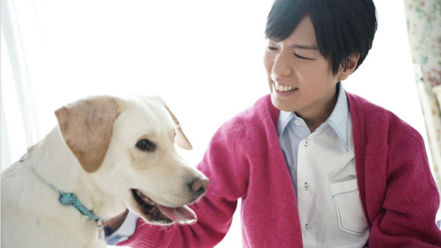 神谷浩史さんが 月刊tvガイド に登場 ラブラドールレトリバーとの仲良しショットも公開 ニコニコニュース 神谷浩史さんが 月刊tvガイド に登場 ラブラドールレトリバーとの仲良しショットも公開 ニコニコニュース