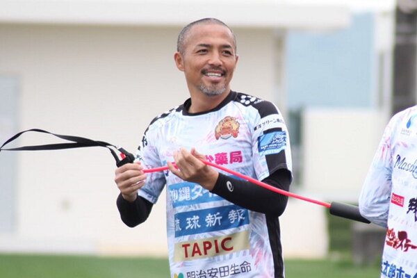元日本代表mf小野 元気玉ショット に現役jリーガーと元同僚が反応 伸二さんが ニコニコニュース 元日本代表mf小野 元気玉ショット に現役jリーガーと元同僚が反応 伸二さんが ニコニコニュース