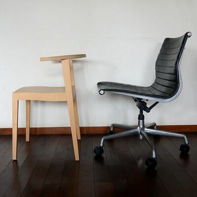 愛用の椅子を見せて 建築家4組に聞きました ニコニコニュース 愛用の椅子を見せて 建築家4組に聞きました ニコニコニュース