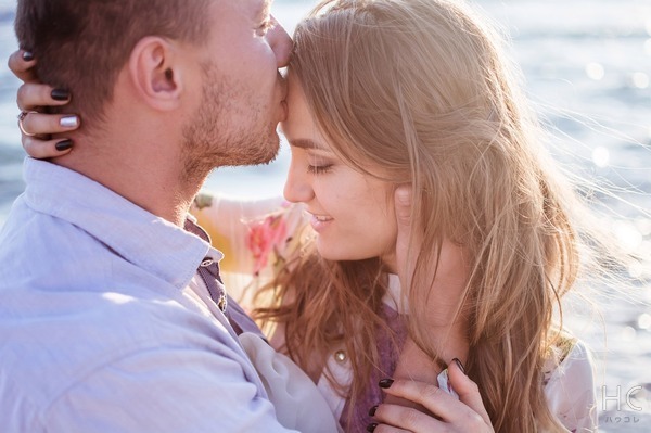 初キスのタイミングは 自然なキスの仕方と誘い方をレクチャー ニコニコニュース 初キスのタイミングは 自然なキスの仕方と誘い方をレクチャー ニコニコニュース