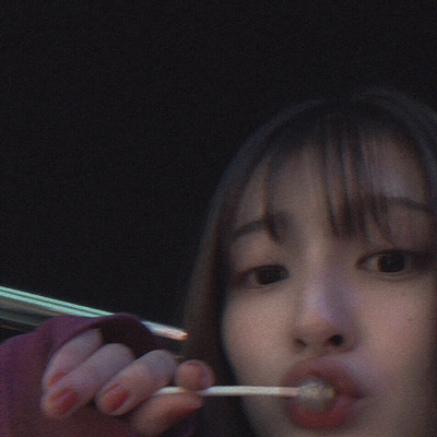 吉川愛 チュッパチャップスを食べる写真にファン歓喜 ニコニコニュース 吉川愛 チュッパチャップスを食べる写真にファン歓喜 ニコニコニュース