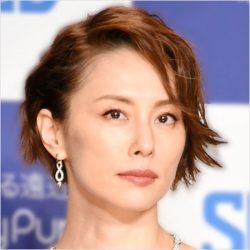 今秋もテレ朝ドラマで決定 米倉涼子 事務所独立直後の主演作の 役柄 とは ニコニコニュース