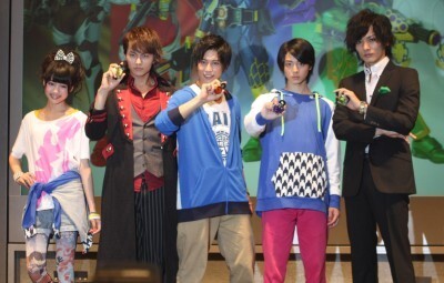 今度のライダーは フルーツ 戦国武将 仮面ライダーガイム 制作発表に佐野岳らが登場 ニコニコニュース 今度のライダーは フルーツ 戦国武将 仮面ライダーガイム 制作発表に佐野岳らが登場 ニコニコニュース