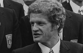 仏サッカー界のレジェンド エルバン氏が逝去 サンテチェンヌ時代に選手 監督で9度のリーグ制覇 ニコニコニュース 仏サッカー界のレジェンド エルバン氏が逝去 サンテチェンヌ時代に選手 監督で9度のリーグ制覇 ニコニコニュース
