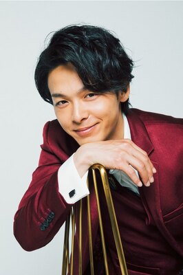 中村倫也 凪のお暇 でも共演の武田真治は ドキッとする色気のあるカッコいいシェフ 美食探偵 明智五郎 連載 ニコニコニュース