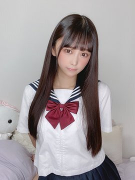 まだまだ制服いけますか 22才 注目の ドール系美少女 真島なおみのキュートな セーラー服ショット にファン ニコニコニュース