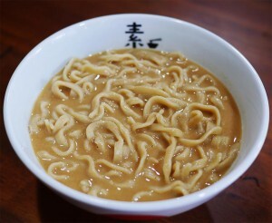 絶品テイクアウト飯 ラーメン二郎と天下一品を合体させたら激ウマになった件 天下二郎か二郎一品か ニコニコニュース