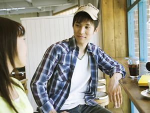 元カノとの別れに未練を感じる瞬間は 見違えるほど輝いていた 今カノと比べてしまう ニコニコニュース