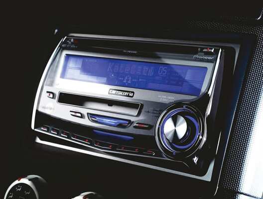 そういえばカセットやmdってまだ車内で再生できるの カーオーディオにまつわる へぇ なお話 ニコニコニュース