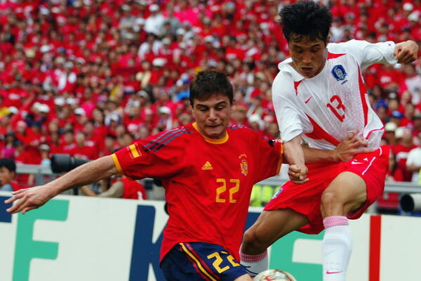 元スペイン代表mf 誤審被害 のw杯韓国戦に怒気 誰があの泥棒を忘れてるの ニコニコニュース