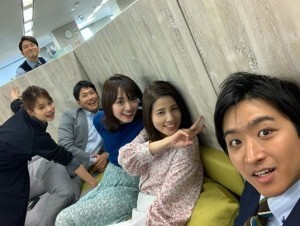 藤井フミヤが義父って羨ましい 義母が百恵ちゃんは凄い 息子の結婚にファンが反応 ニコニコニュース 藤井フミヤが義父って羨ましい 義母が百恵ちゃんは凄い 息子の結婚にファンが反応 ニコニコニュース