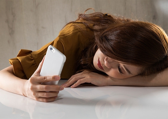彼がいきなり冷たくなる理由3選 男子が彼女にそっけなくなる心理とその対処法って ニコニコニュース 彼がいきなり冷たくなる理由3選 男子が彼女にそっけなくなる心理とその対処法って ニコニコニュース