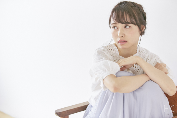 男性が近寄りづらい 話しかけるなオーラ が出ている女性の特徴 ニコニコニュース 男性が近寄りづらい 話しかけるなオーラ が出ている女性の特徴 ニコニコニュース
