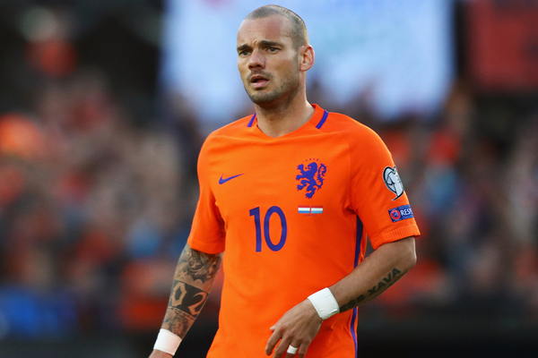 スナイデルが現役復帰に 本気 オランダ5部の練習参加へ 激太り 報道を払拭できるか ニコニコニュース