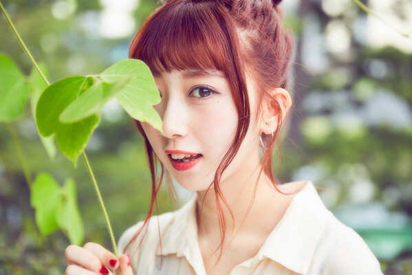 恋の始まりはここから 男性が 話しかけやすいと思う女子 の特徴 ニコニコニュース