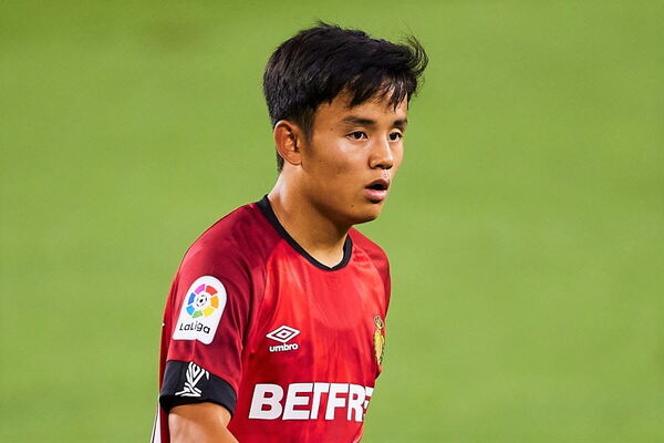 久保建英のセビージャ移籍をイメージ 新天地ユニフォーム着用の 加工ショット に注目 ニコニコニュース