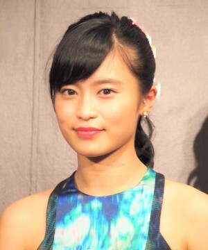 小島瑠璃子 Snsでの誹謗中傷に とても悲しい アニメの名言 言葉は刃物 を用いて嘆く声も ニコニコニュース 小島瑠璃子 Snsでの誹謗中傷に とても悲しい アニメの名言 言葉は刃物 を用いて嘆く声も ニコニコニュース