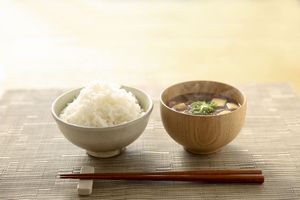 ごはん粒を残すと目がつぶれる という日本の教えが持つ 深い意味 ニコニコニュース