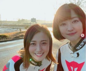 滝菜月アナ 愛車 初キックスタート に苦戦する動画公開 チャレンジした久野静香アナは バイクの意志を感じた ニコニコニュース