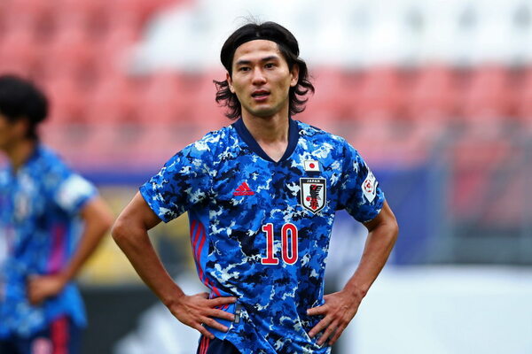 タキ 似合っているよ 南野の 新10番 に所属先リバプールも反応 様になっている ニコニコニュース タキ 似合っているよ 南野の 新10番 に所属先リバプールも反応 様になっている ニコニコニュース