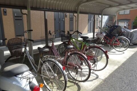自転車が倒れてバイクに傷がついた と言いがかり 修理費30万円 は払わないとダメ ニコニコニュース 自転車が倒れてバイクに傷がついた と言いがかり 修理費30万円 は払わないとダメ ニコニコニュース