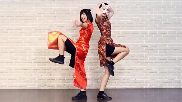 チャイナドレス姿の台湾娘 2が踊ってみた ビシッと決めた可愛いカンフーポーズに キレ良すぎ 我愛你 の声 ニコニコニュース