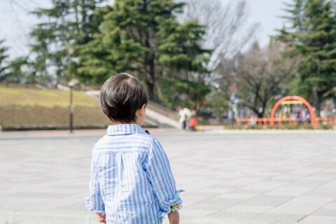誘拐犯と疑われて 迷子助けた経験者に聞く もう警察に連れていきません 僕はまた声かける ニコニコニュース 誘拐犯と疑われて 迷子助けた経験者に聞く もう警察に連れていきません 僕はまた声かける ニコニコニュース