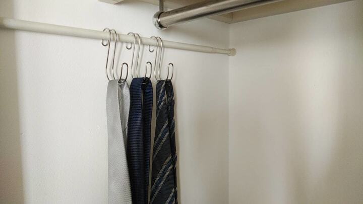 便利な ネクタイ ベルト収納 はニトリと100均で クロゼットの省スペース化も ニコニコニュース 便利な ネクタイ ベルト収納 はニトリと100均で クロゼットの省スペース化も ニコニコニュース