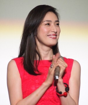 幸せなのにツラい と悩むlisaを救った天海祐希 自身はブレない生き方で 今が一番楽しい ニコニコニュース 幸せなのにツラい と悩むlisaを救った天海祐希 自身はブレない生き方で 今が一番楽しい ニコニコニュース