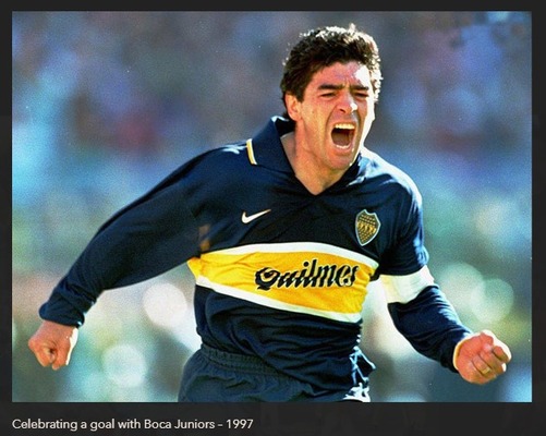 画像 ディエゴ マラドーナ死去 メッシが公開した 伝説級ツーショット に追悼コメント続々 ニコニコニュース