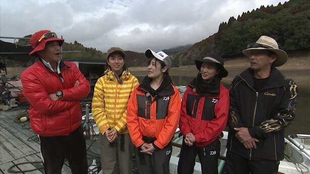 城島健司ら番組メンバー集結 家族でも楽しめる 北山ダムでワカサギ釣り 城島健司のj的な釣りテレビ ニコニコニュース 城島健司ら番組メンバー集結 家族でも楽しめる 北山ダムでワカサギ釣り 城島健司のj的な釣りテレビ ニコニコニュース