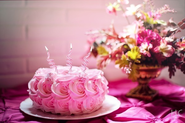 彼女の初めての誕生日 外さないプレゼントをご紹介 ニコニコニュース 彼女の初めての誕生日 外さないプレゼントをご紹介 ニコニコニュース